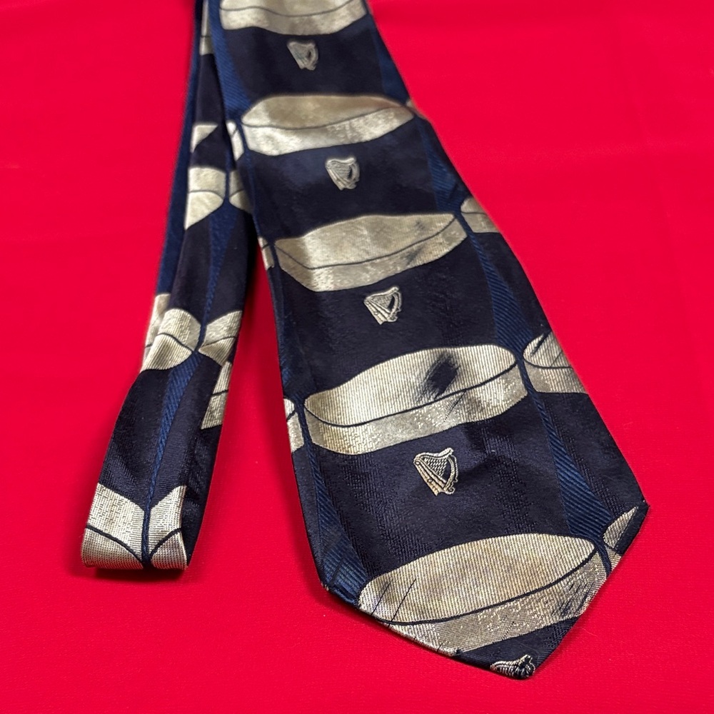 Patrick Francis silk Guinness tie!